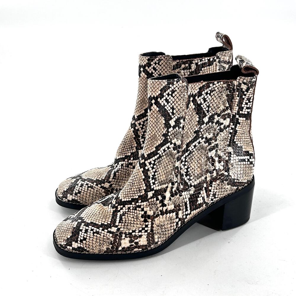 Nordstrom Nohazina Leather Boots 9.5 NWOT Snake Gray Black Ankle Booties